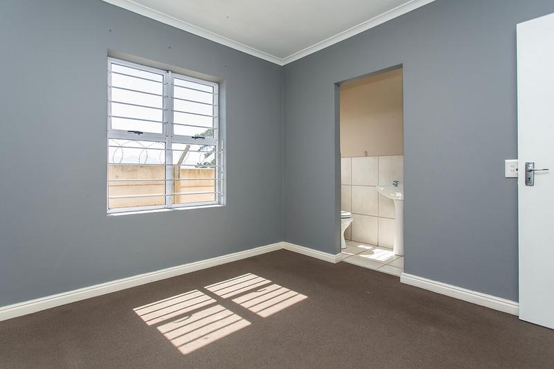 3 Bedroom Property for Sale in Normandie Western Cape